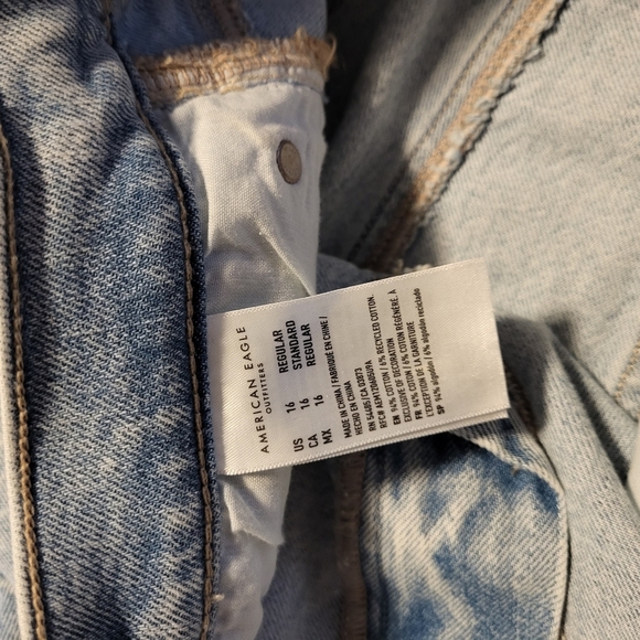 American Eagle 90s Straight  Comfort Stretch Waistband Blue Jeans Size 16/33W - Picture 13 of 15
